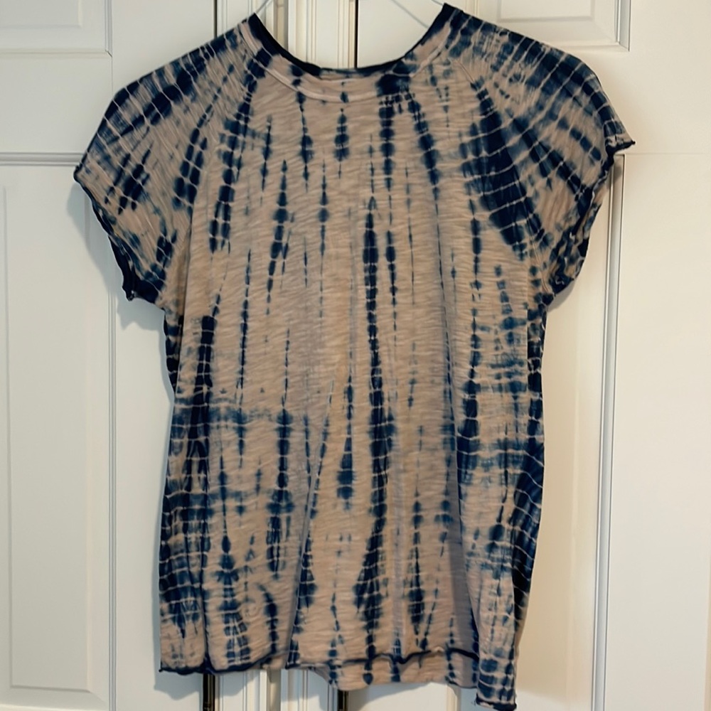 Olivaceous tie dye tee, size L